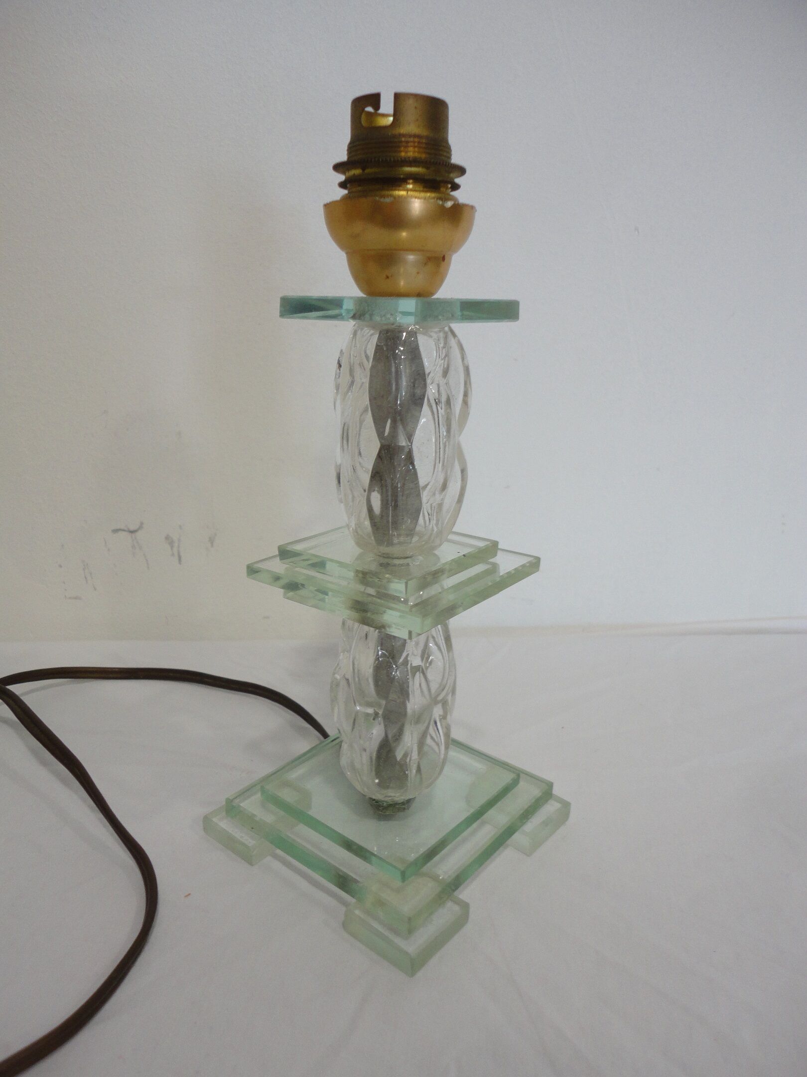 Deco art glass lamp