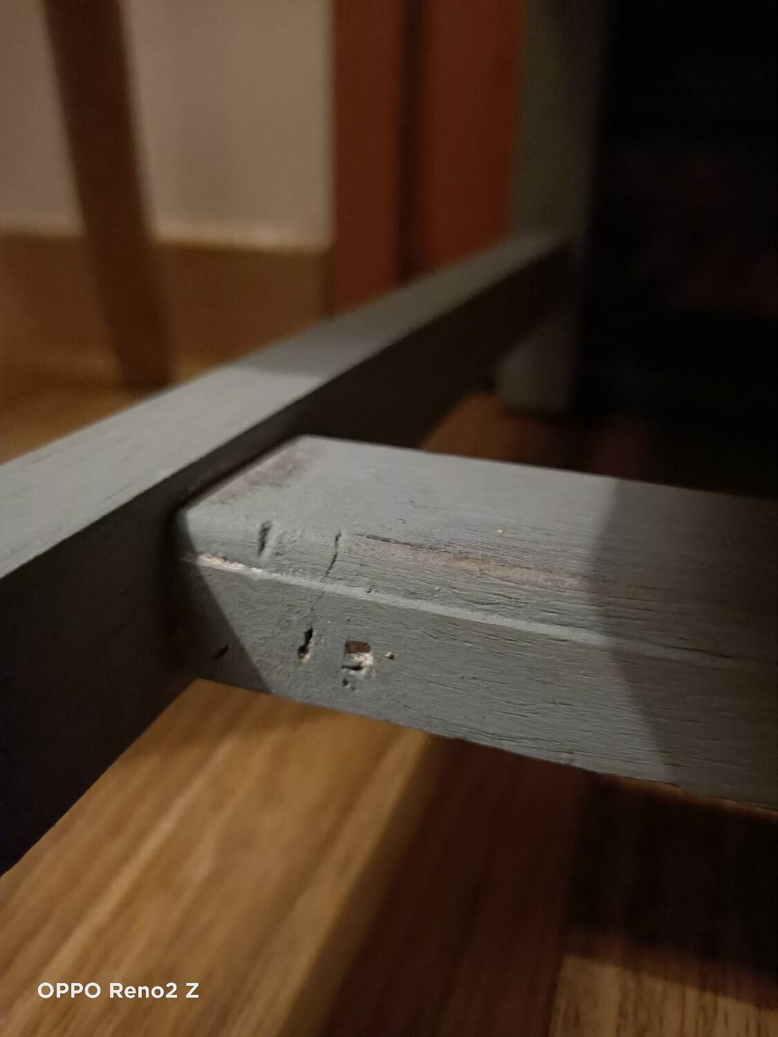 Commode bois patinée