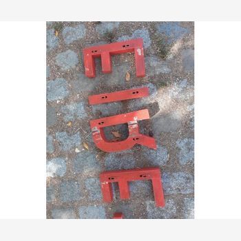 Lettre enseigne