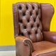 Fauteuil Chesterfield traditionnel anglais en cuir