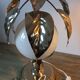 Lampe vintage avec feuilles dorées