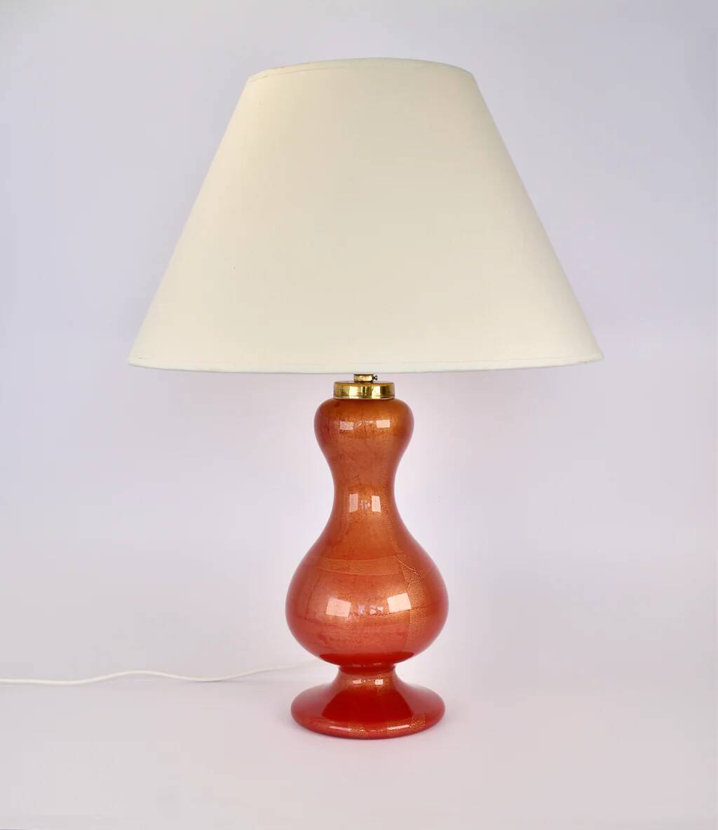 Lampe de table en verre Murano rouge et or, milieu du siècle