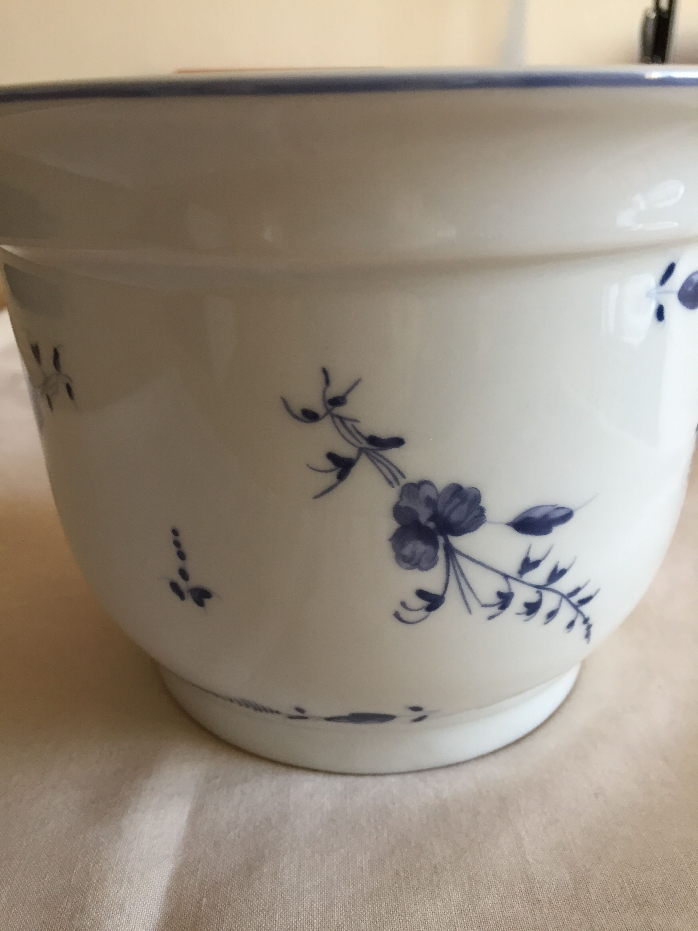 Cache pot porcelain