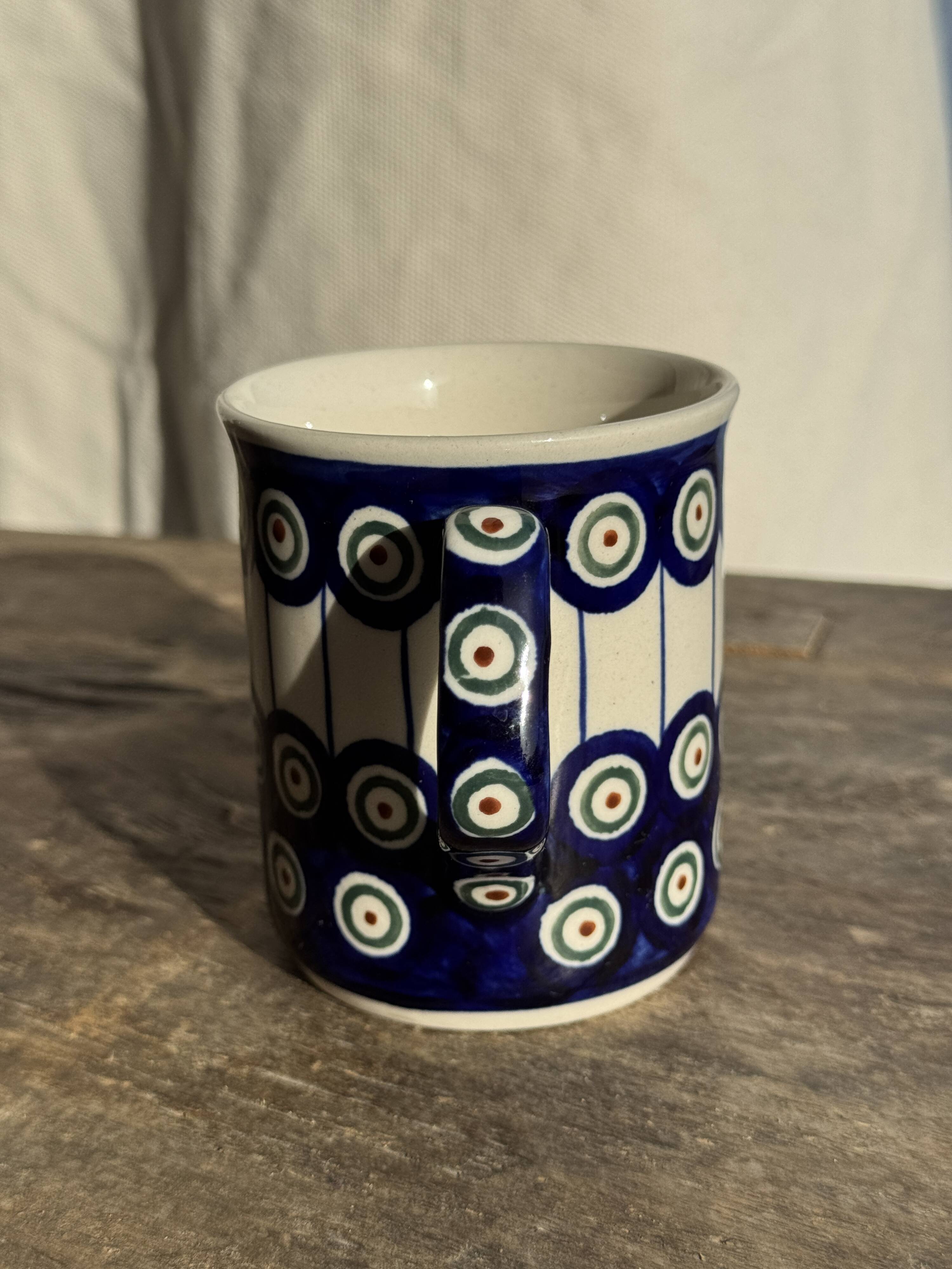 Mug en grès émaillé bleu de Bolesławiec H9,5 D11