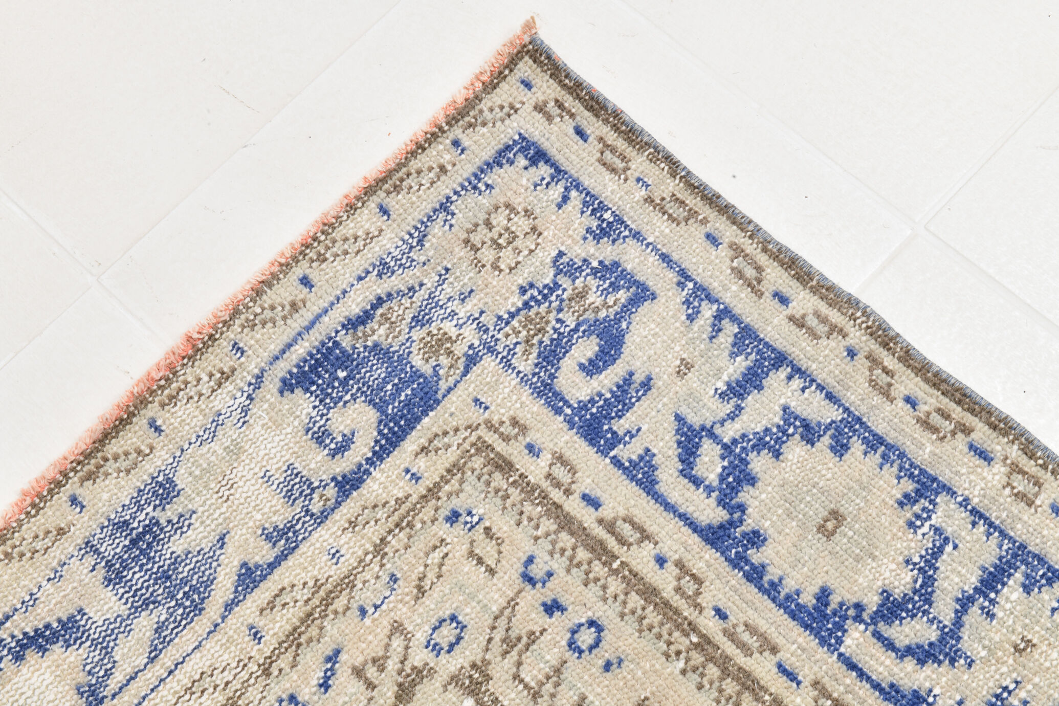 Madallion rug 225x321cm