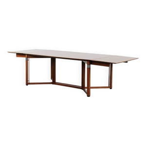 Belle table à manger