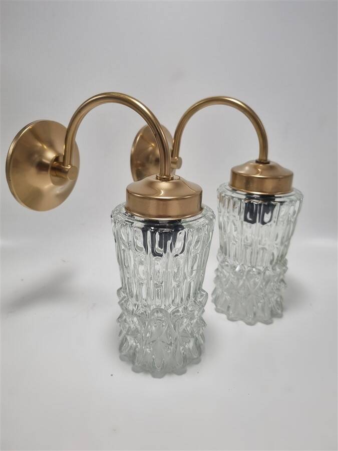 Pair of wall sconces