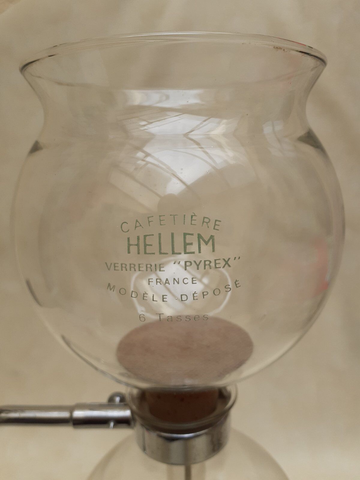 Hellem vintage depression cafeteria