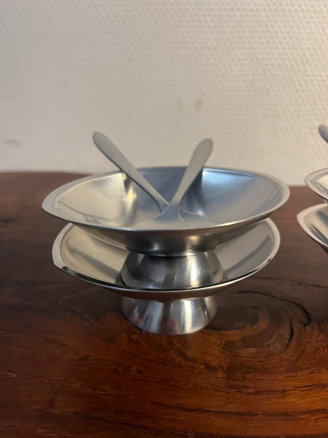Ice cream sorbet bowl design by Guy Degrenne with spoons