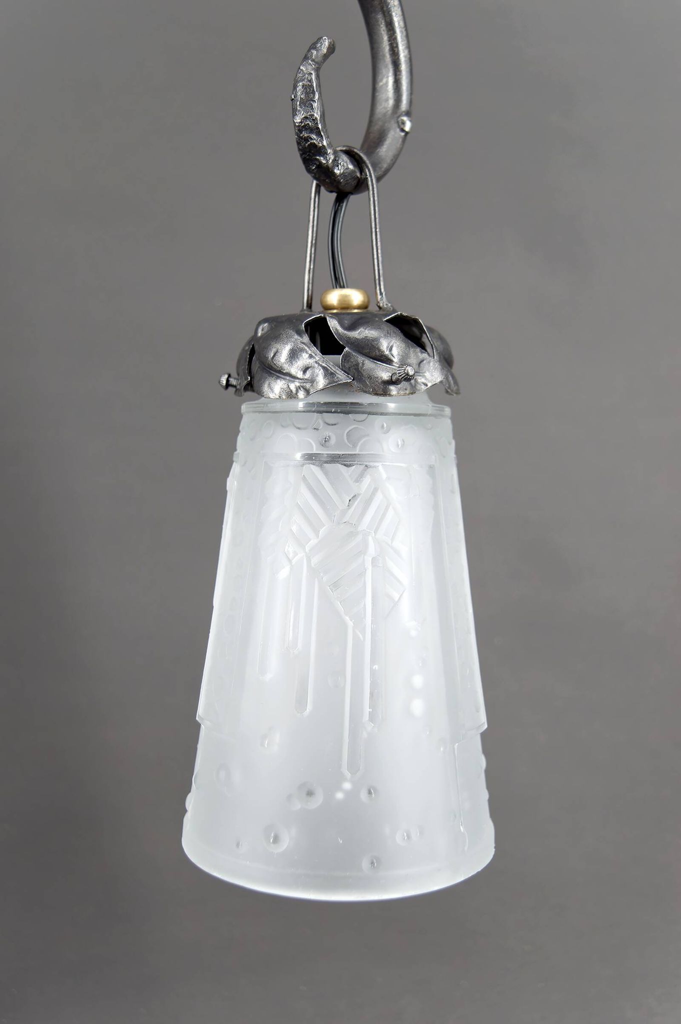 Wrought Iron Lamp, "Vine", Muller Frères Lunéville, Art Deco, c. 1930