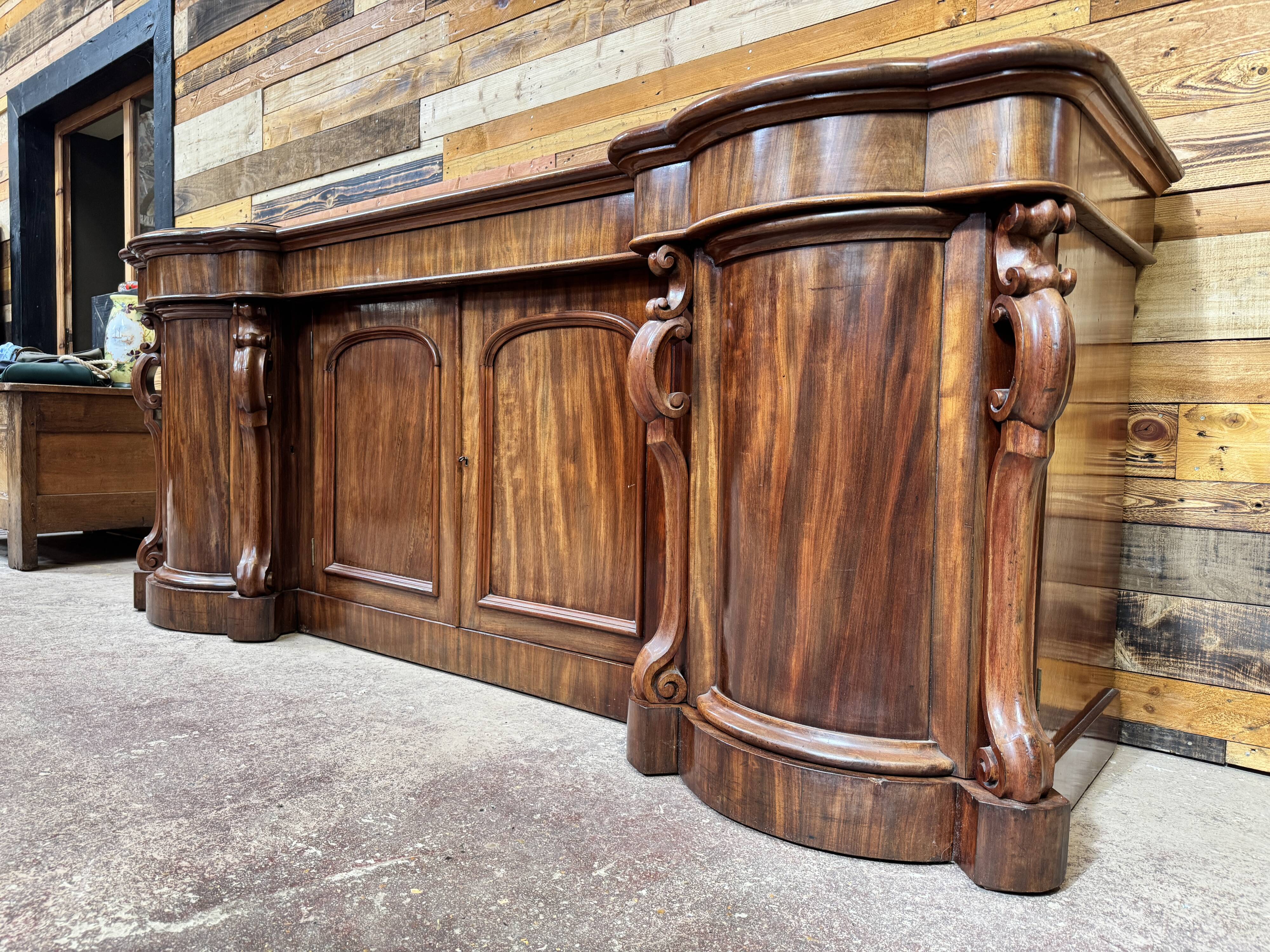 English enfilade in mahogany