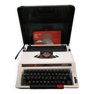 Olympia Splendid typewriter