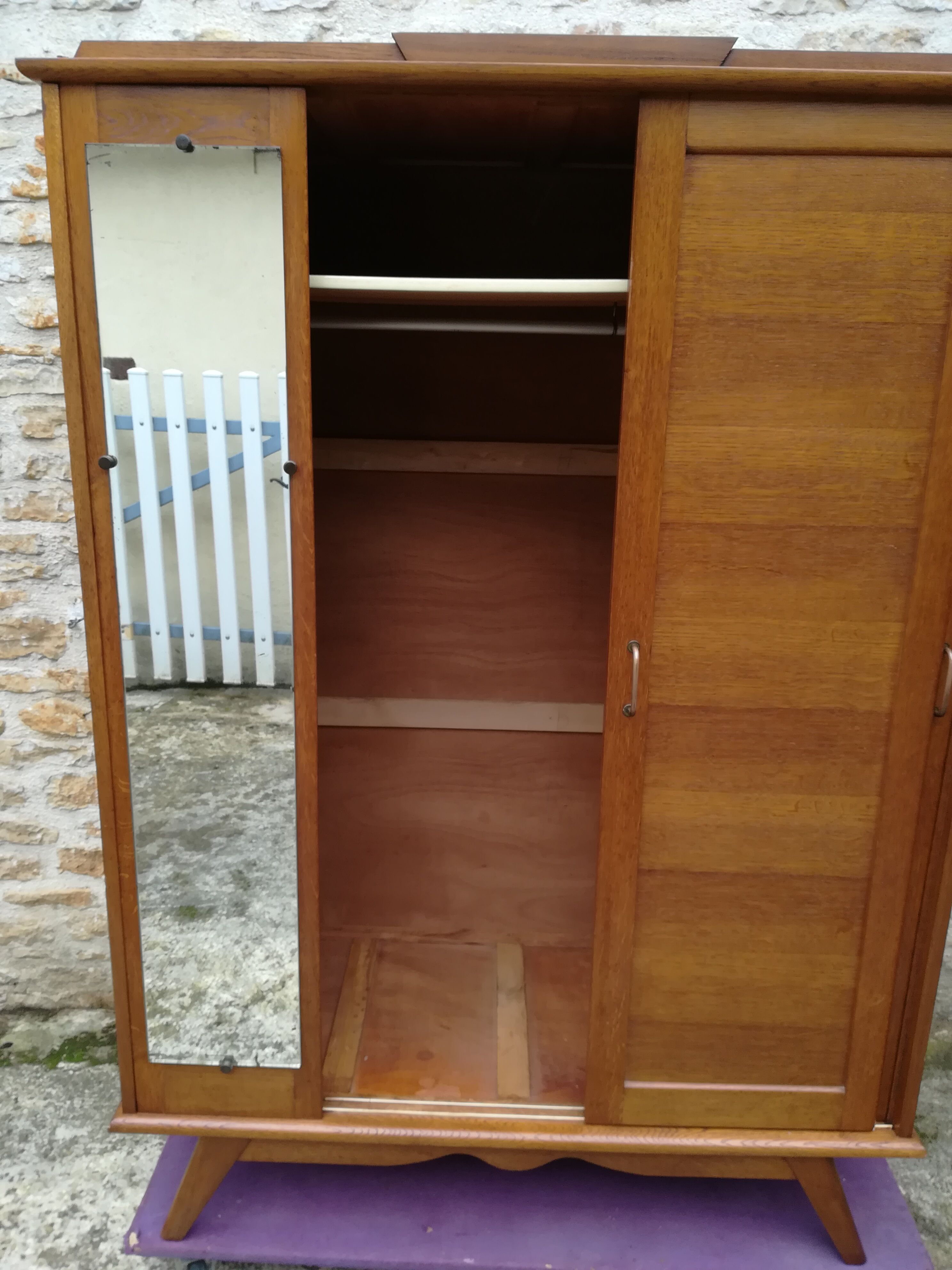 Wardrobe compass feet, 50s