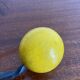 Patère vintage 2 boules en bois jaune