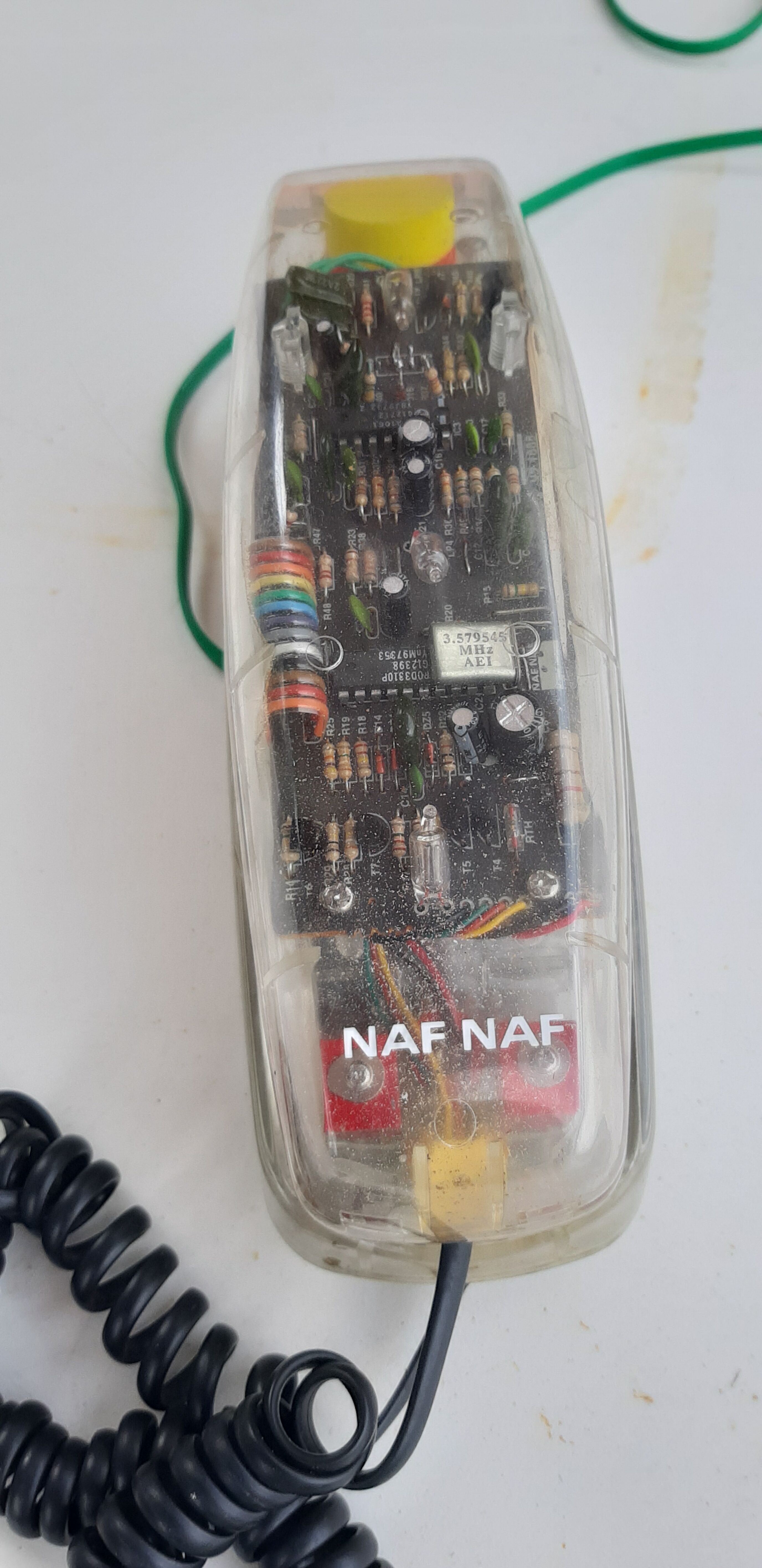 Naf Naf phone