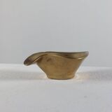 Vintage brass ashtray with an organic design from the 1950s.