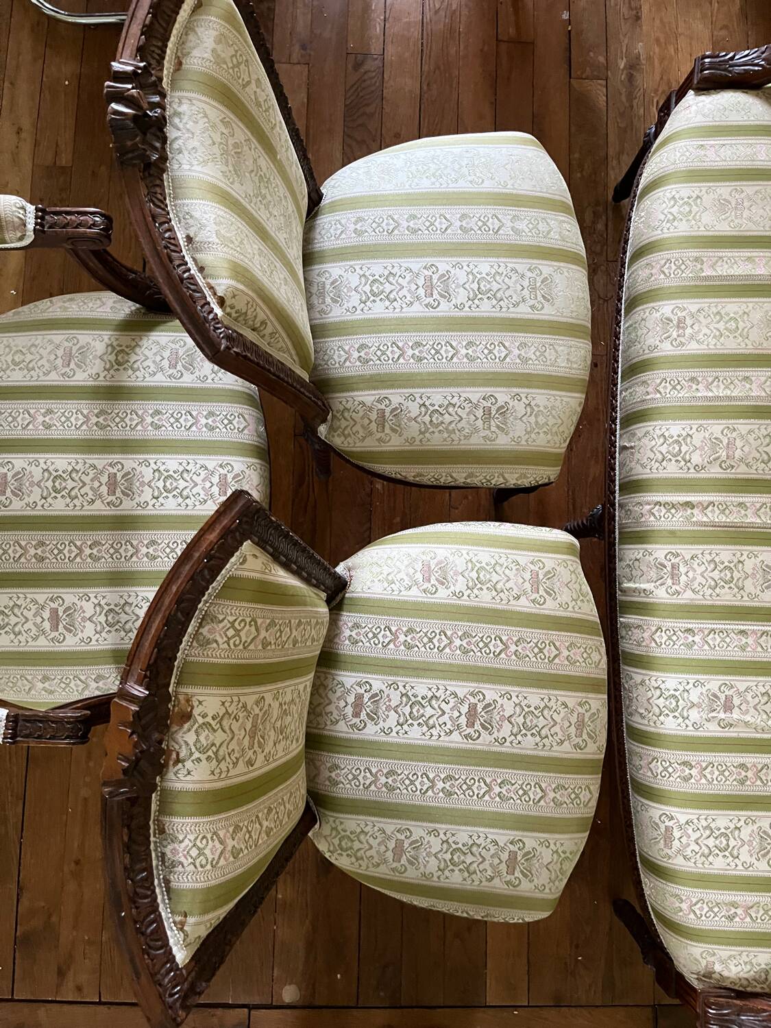 French-style living room set