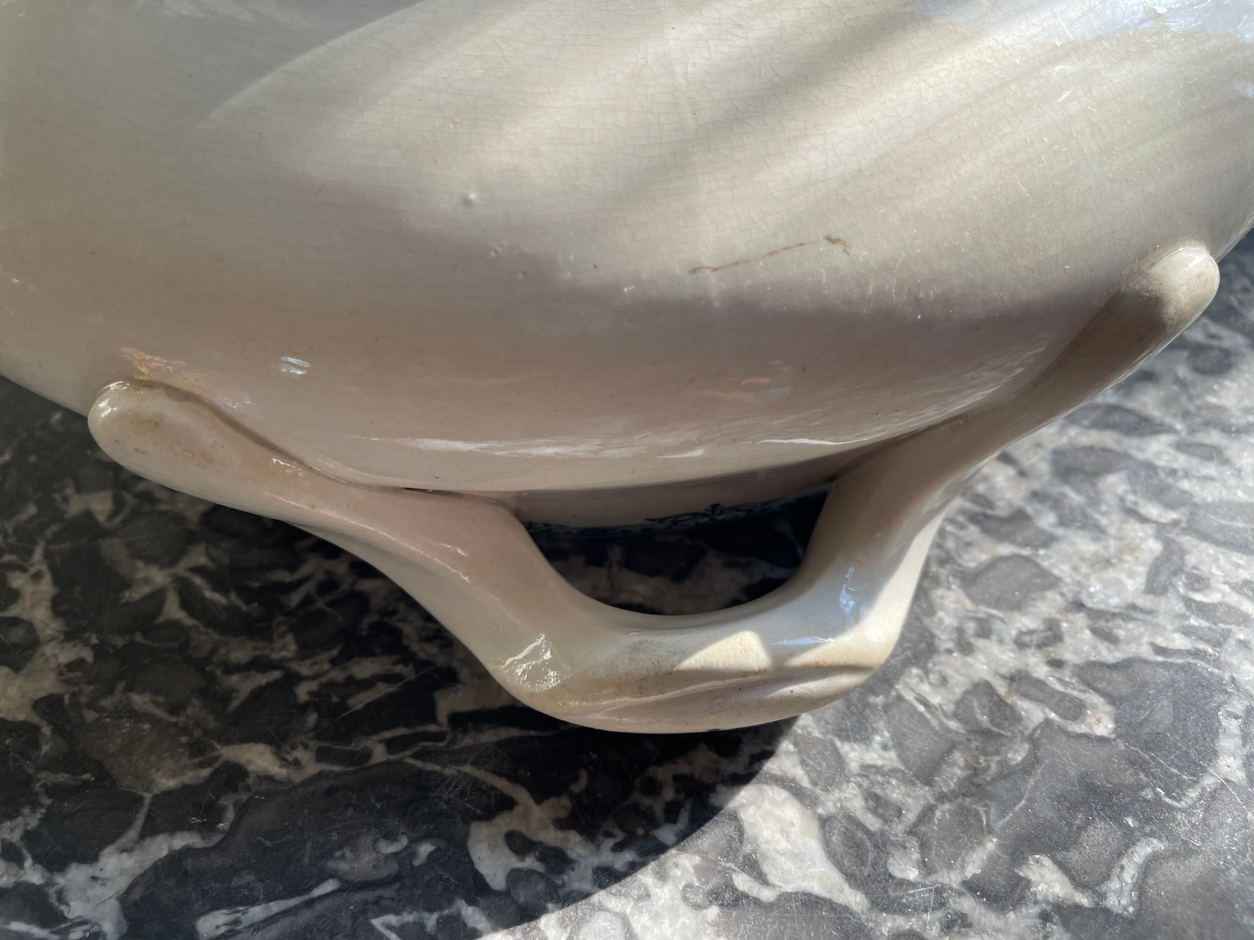 Former St Amand model DAISY soup