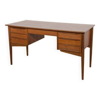 Mid-Century Freestanding Teak Desk, Denmark, 1960s