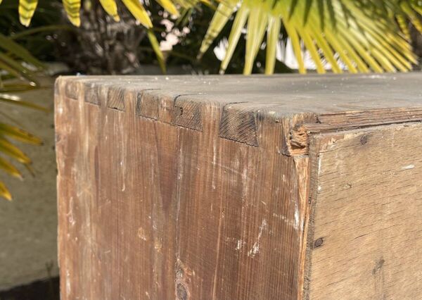 Meuble de métier à casiers / meuble d’atelier