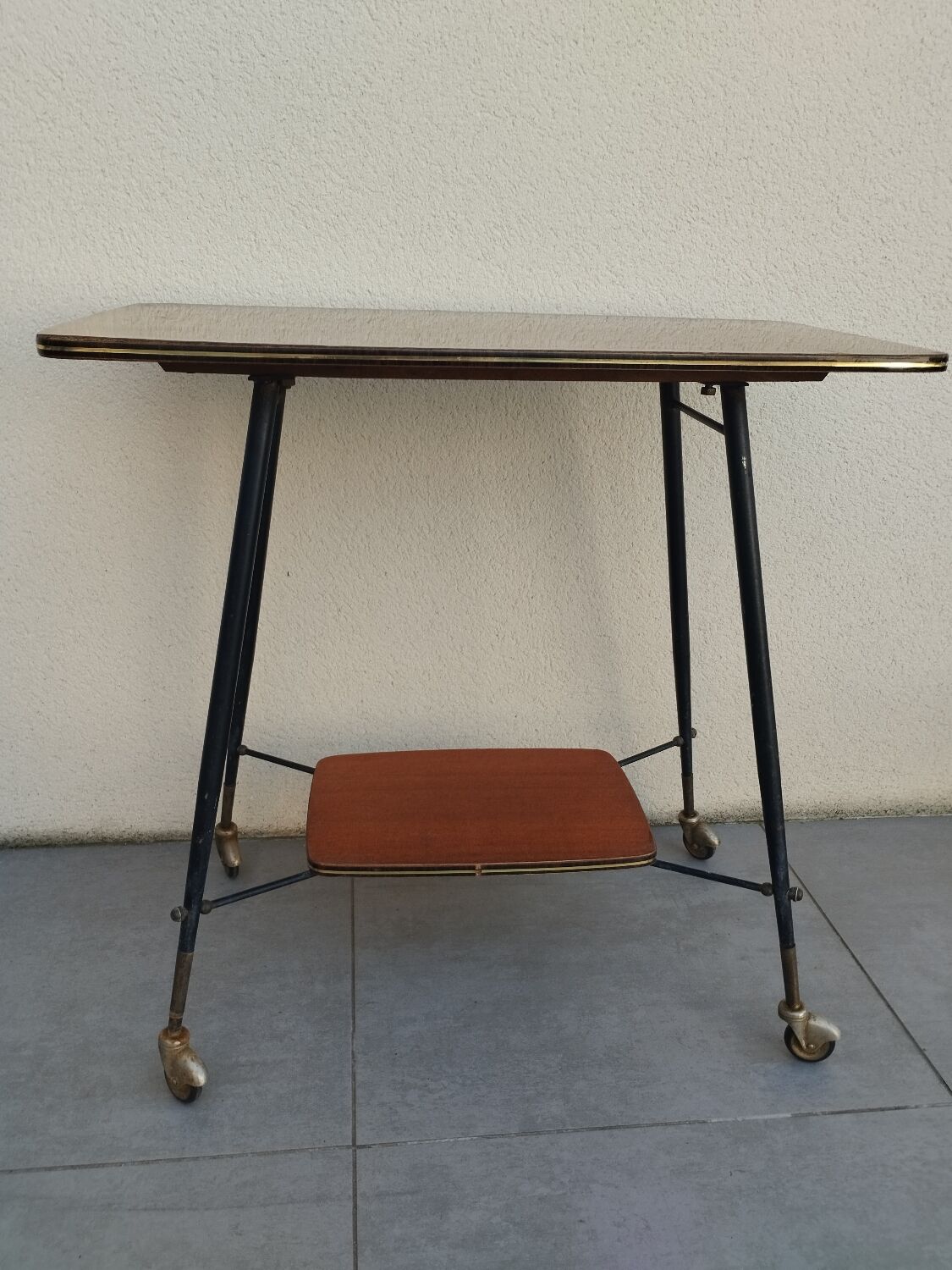 Ancienne desserte à roulettes design 1950