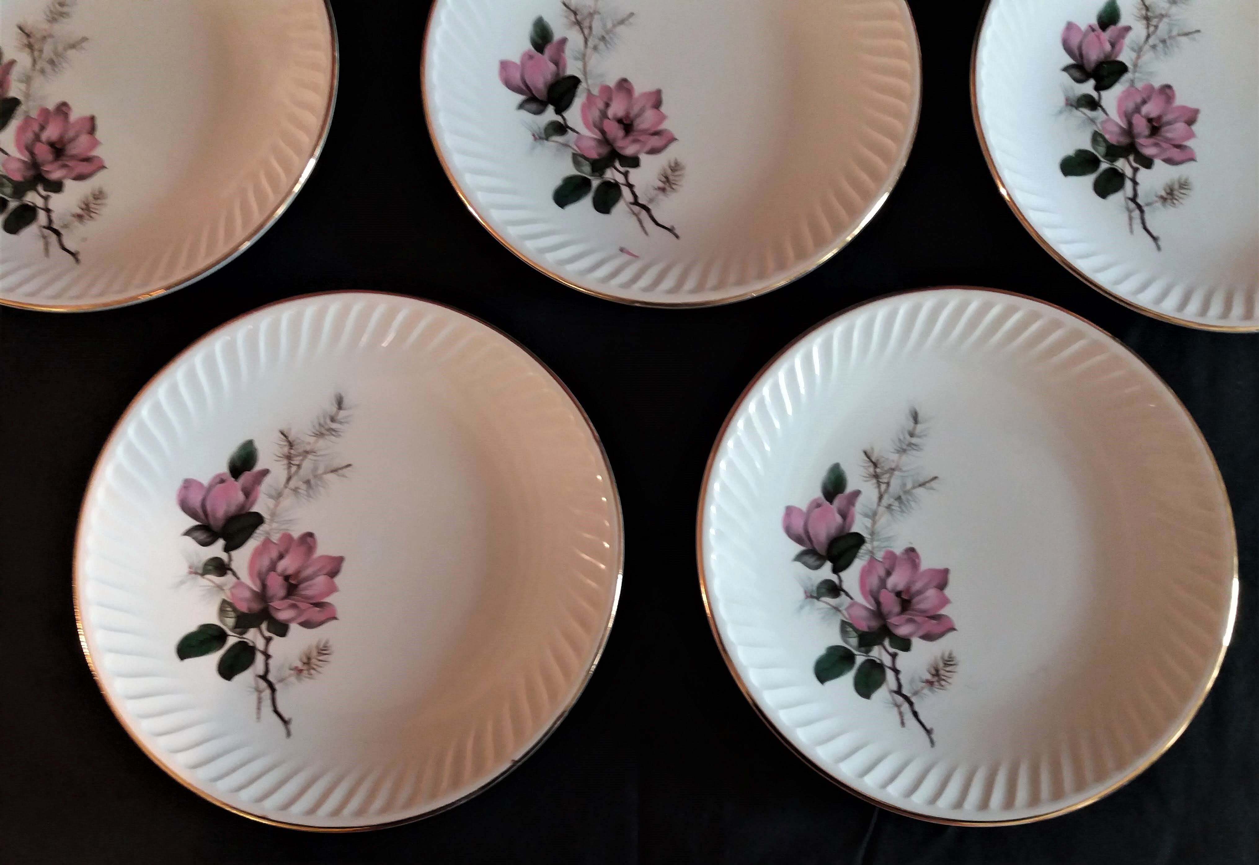 Series of eight flat plates gien model Chenonceaux