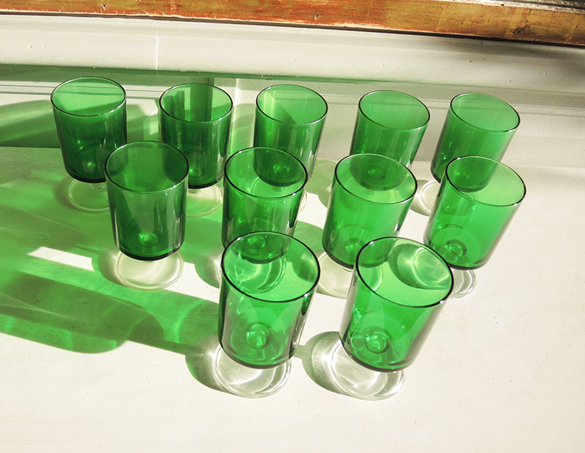6 old luminarc foot glasses dark green h9,2 cm