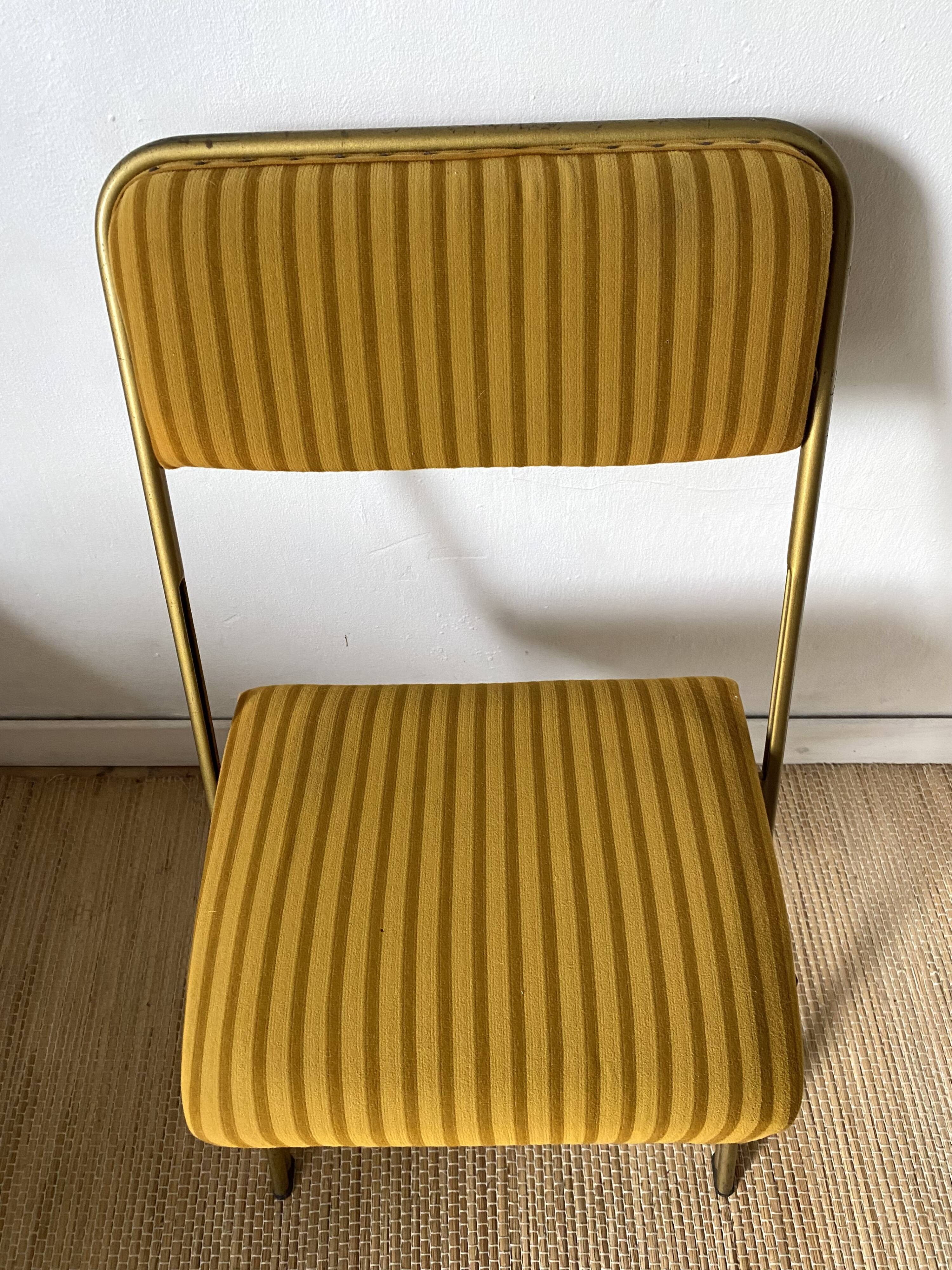 Lafuma folding chairs in velvet and gold metal