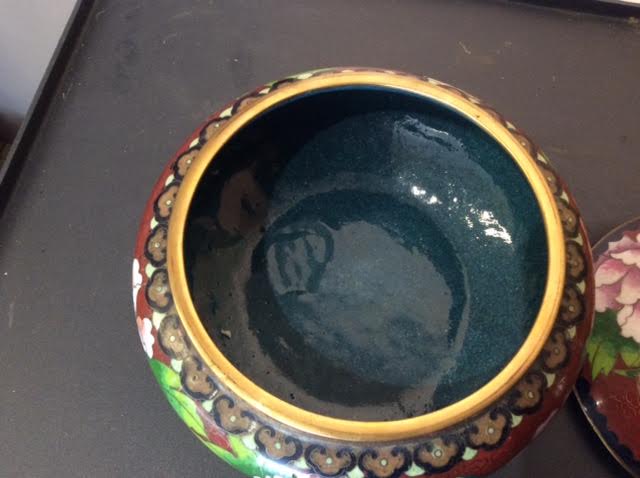 Porcelain candy maker