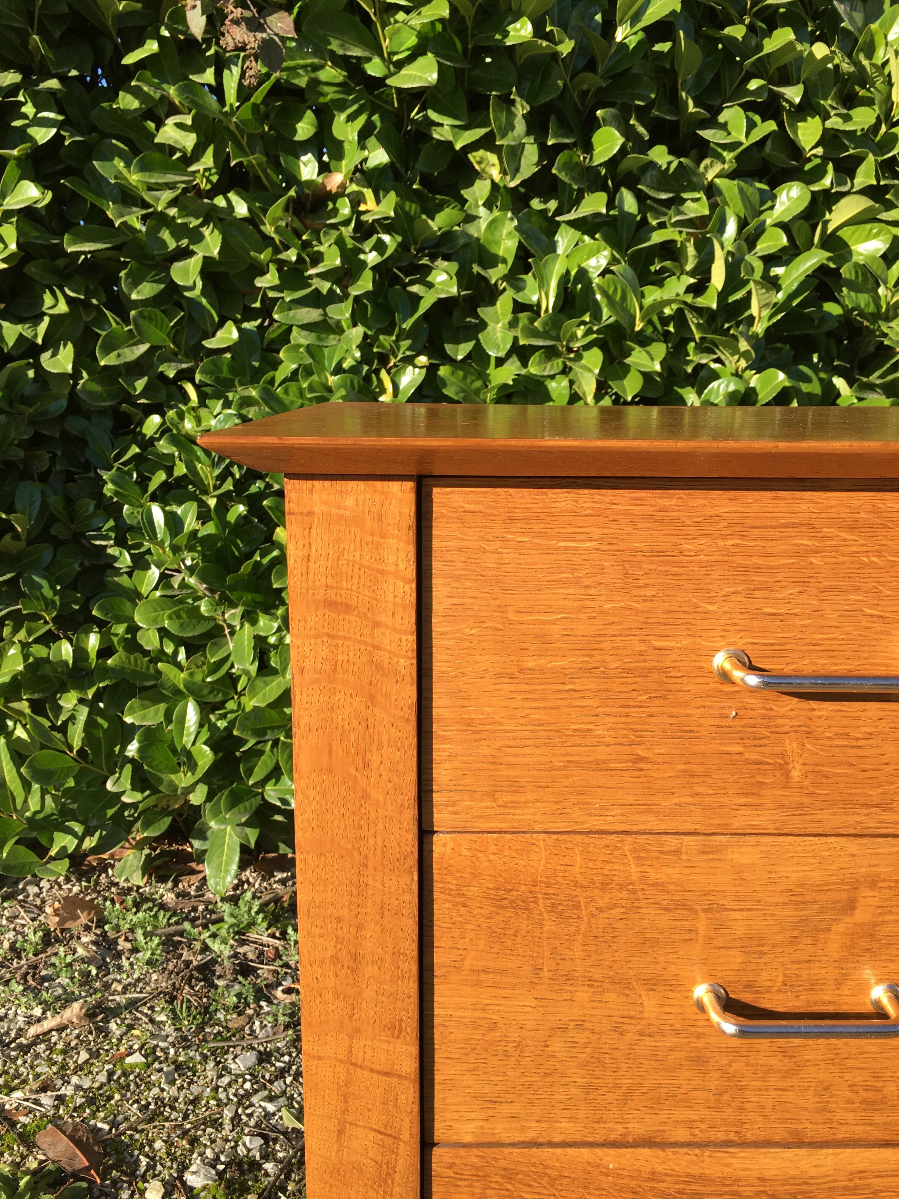 Chest of drawers 4 compass foot drawers