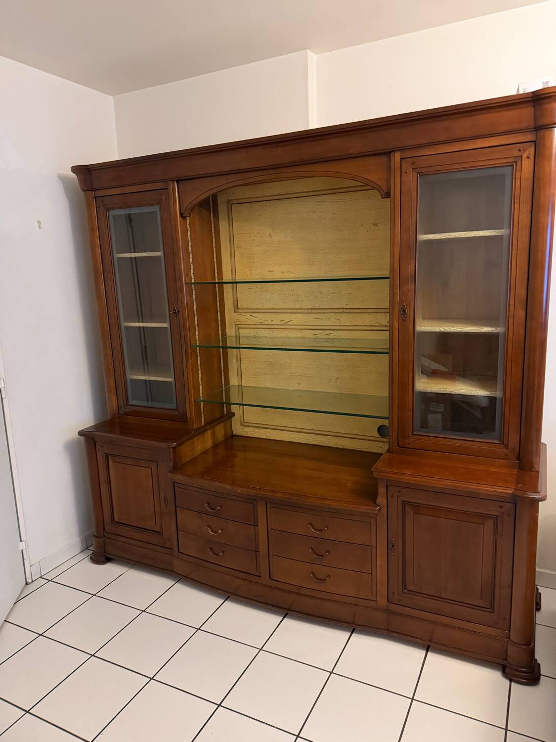 set of 2 solid wood furniture pieces
