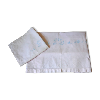 Linge ancien pour lit bébé drap et taie