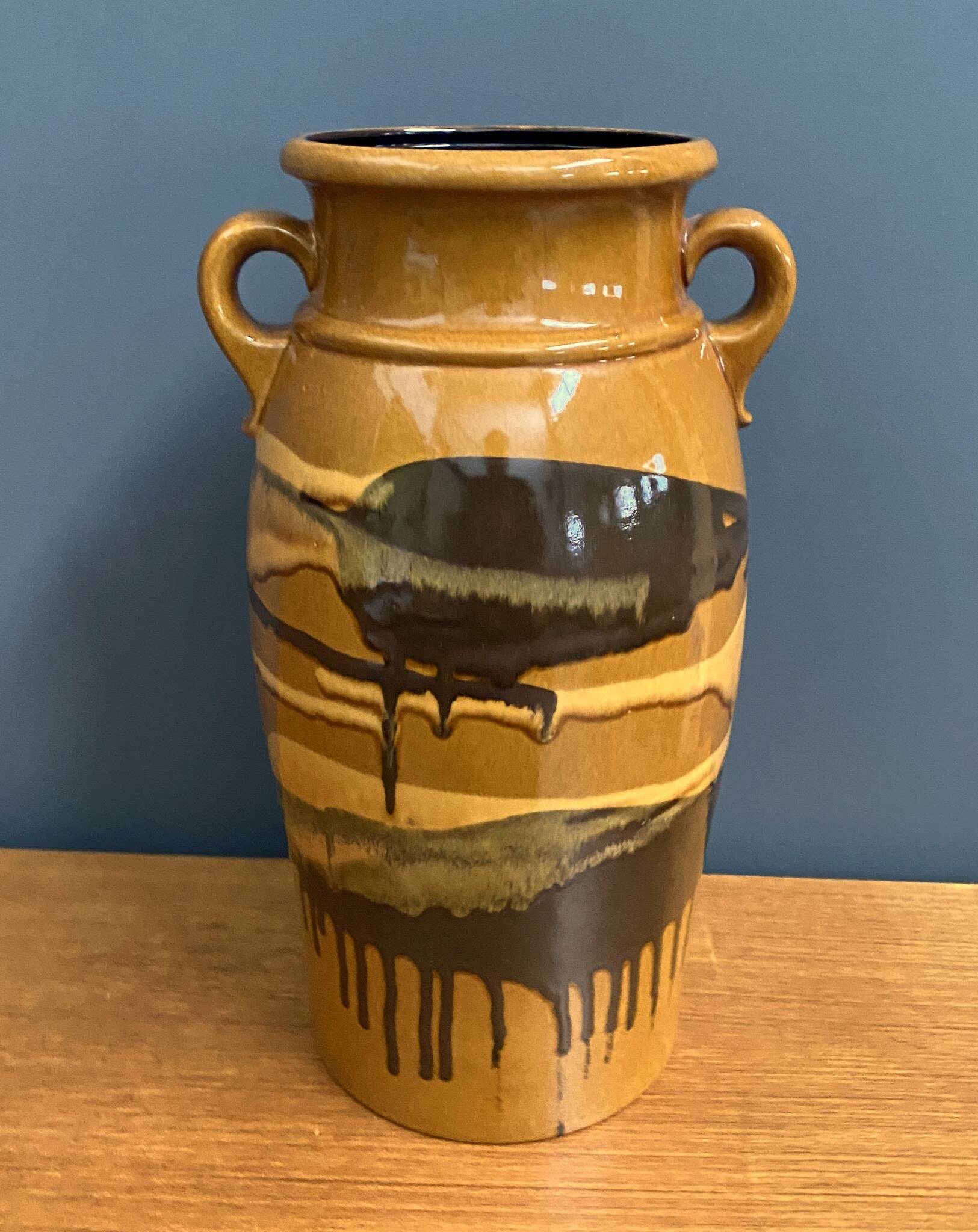 Xl Scheurich vase brown model 220-44 1970s