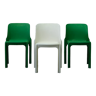 3 chaises par Vico Magistretti pour Artemide, Italie, années 1970