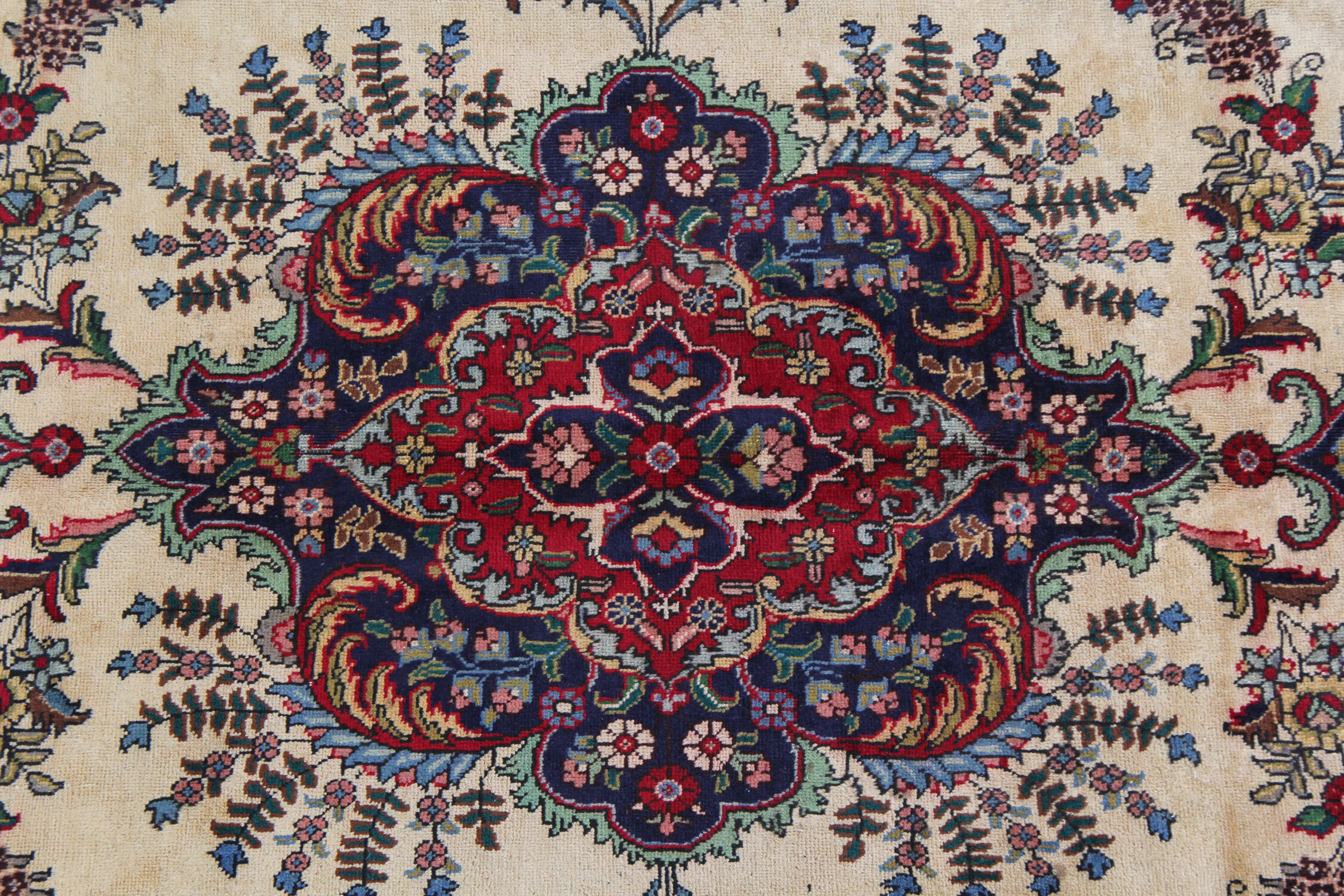 Large Handwoven Oriental Kerman Rug 200x300cm