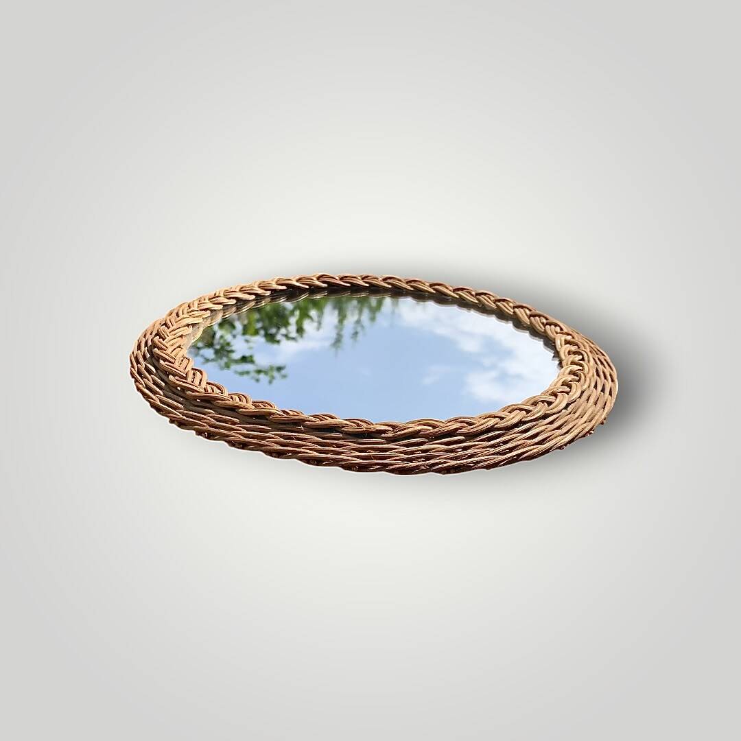Small vintage round wicker wall mirror – 25 cm