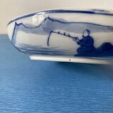 Imari style Chinese porcelain lidded biscuit server