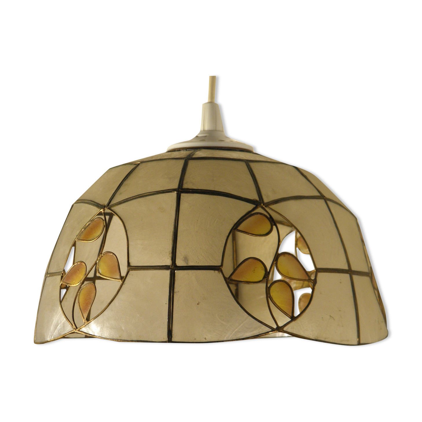 Mother-of-pearl and brass suspension