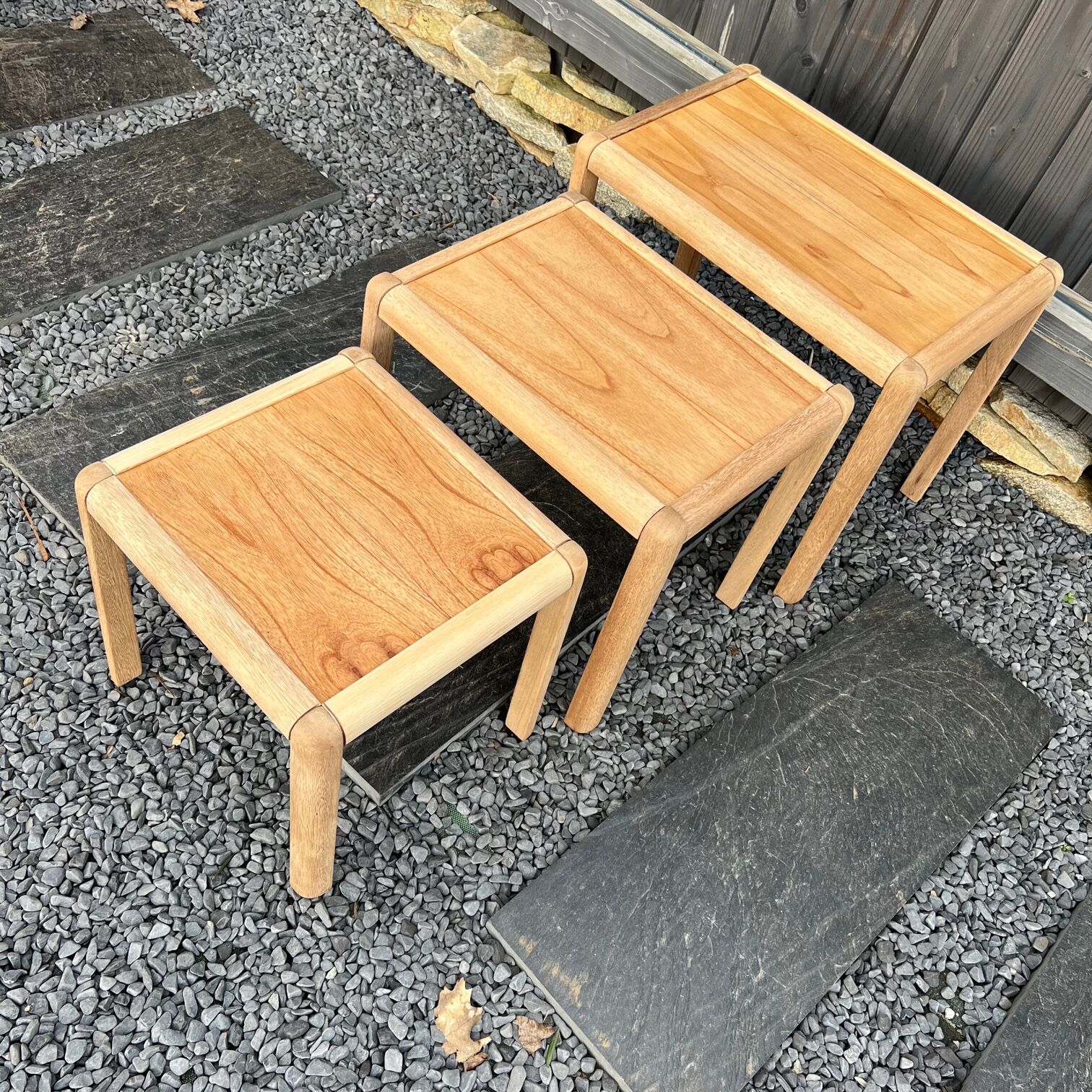 3 vintage nesting coffee tables