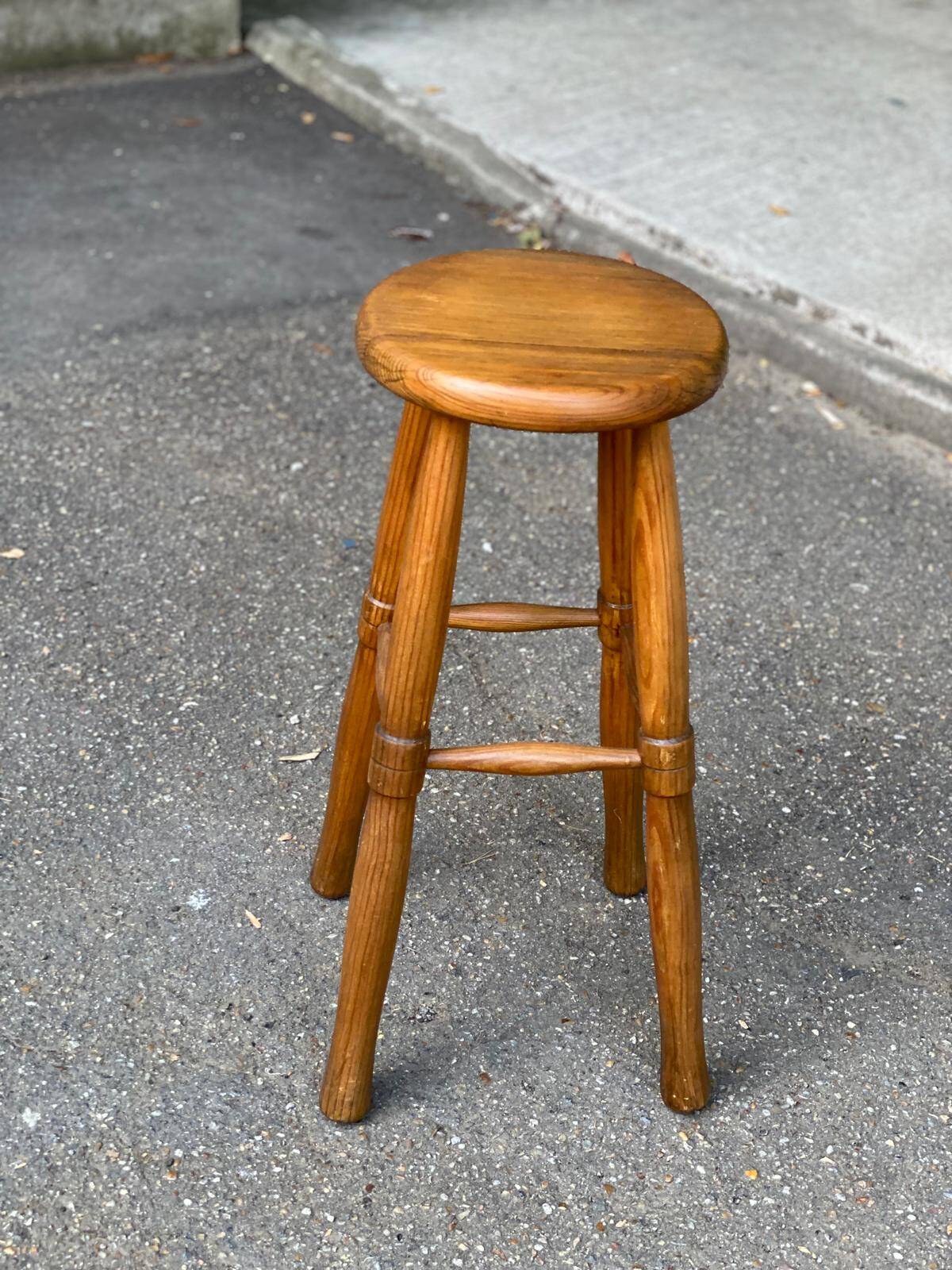 Tabouret haut de bar scandinave vintage en chêne 1960 de 65cm