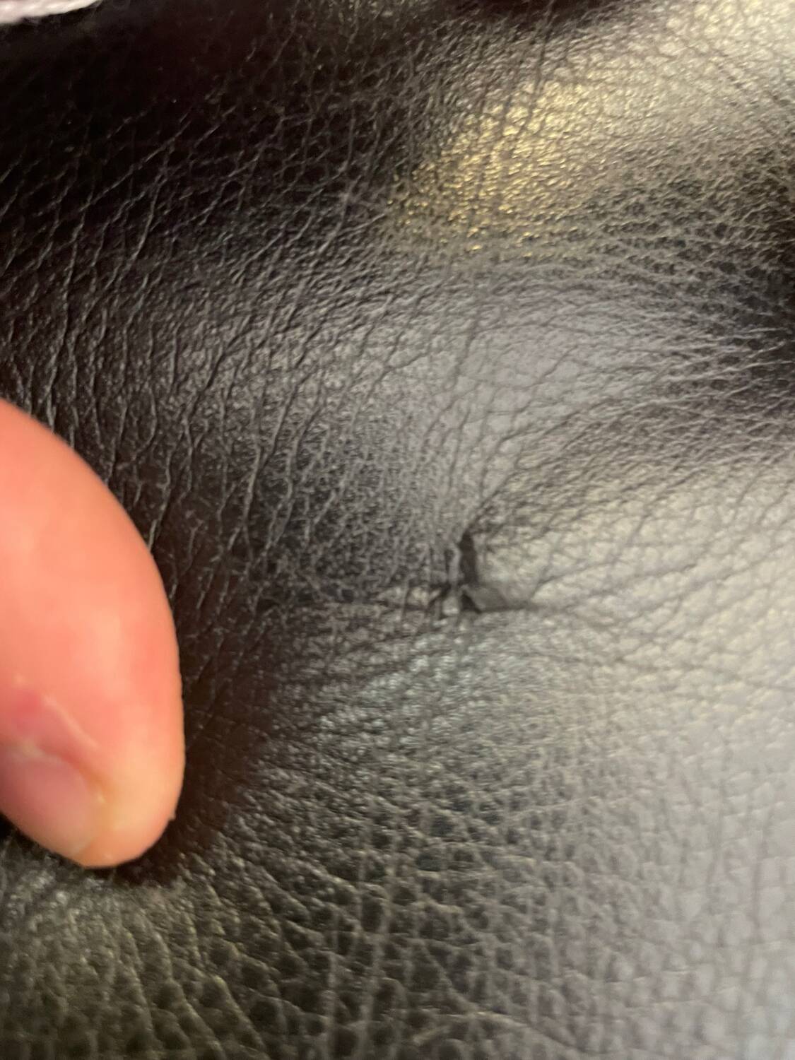 Leather sofa Mobilier International