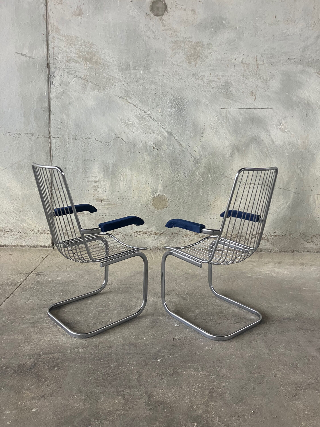 Pair of vintage chrome chairs from the 1970s