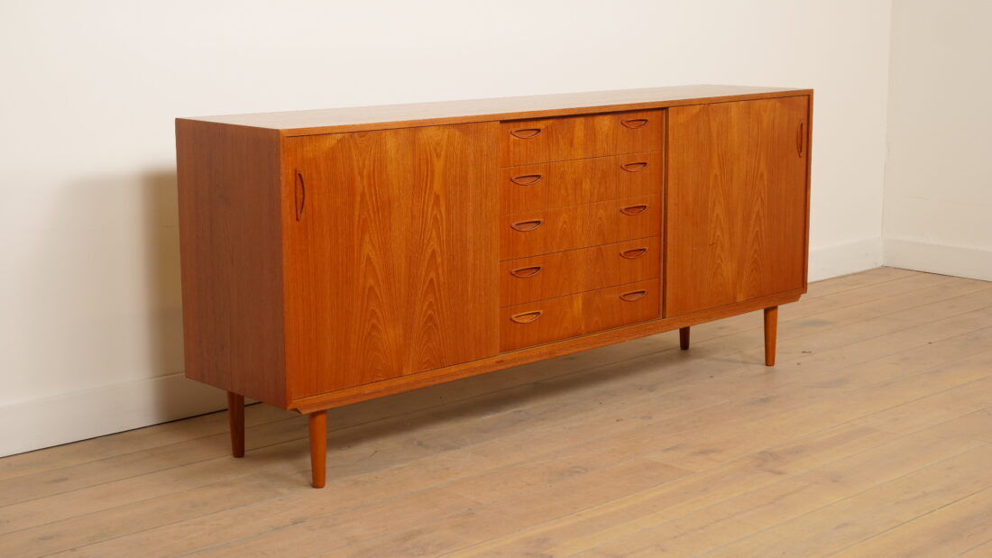 Vintage sideboard | Teak | 196 cm