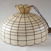 Giant mother-of-pearl mica pendant light