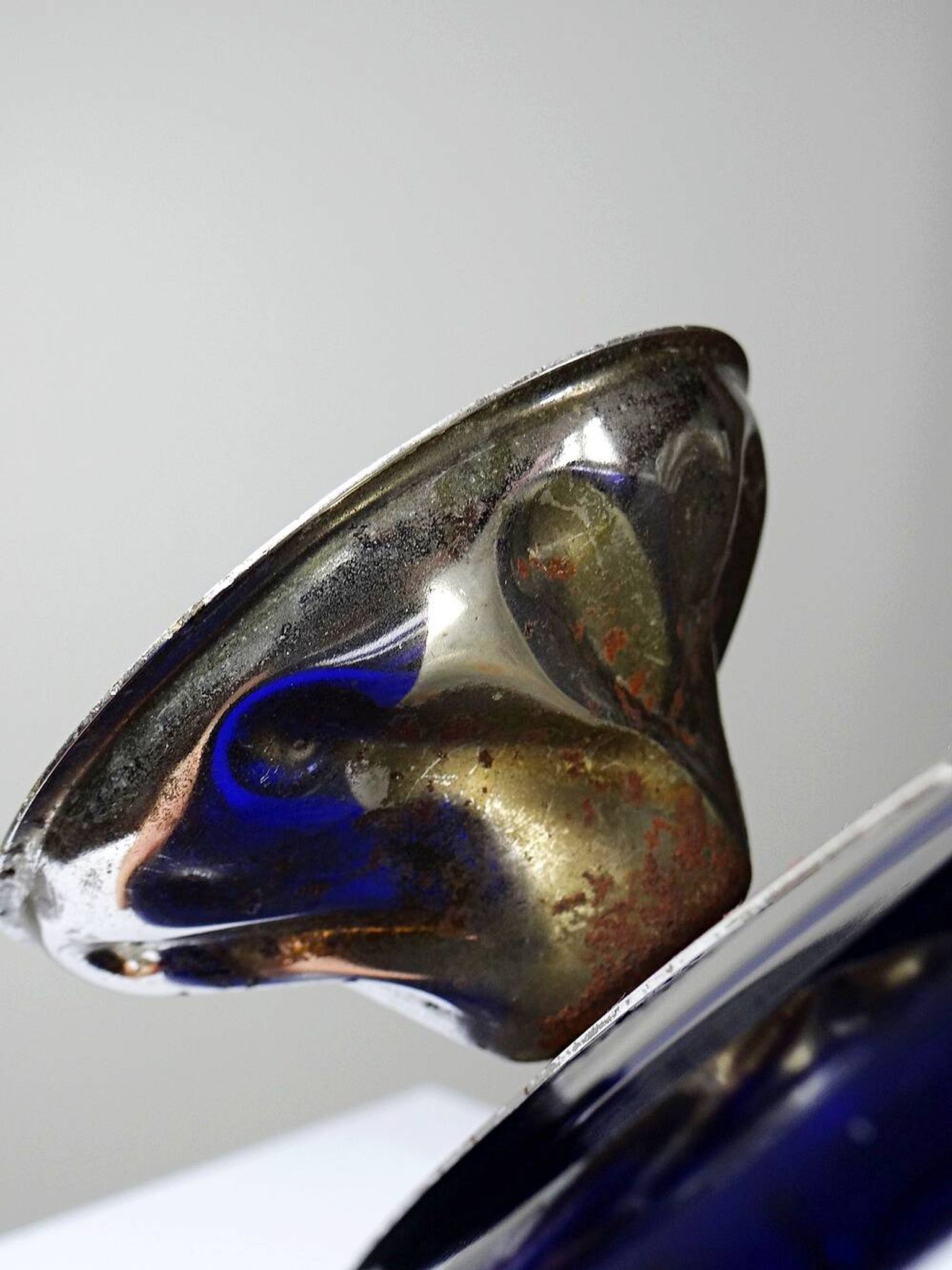 Antique cobalt glass and silver-plated metal bowl, Louis XVI style, circa 1900-1920.
