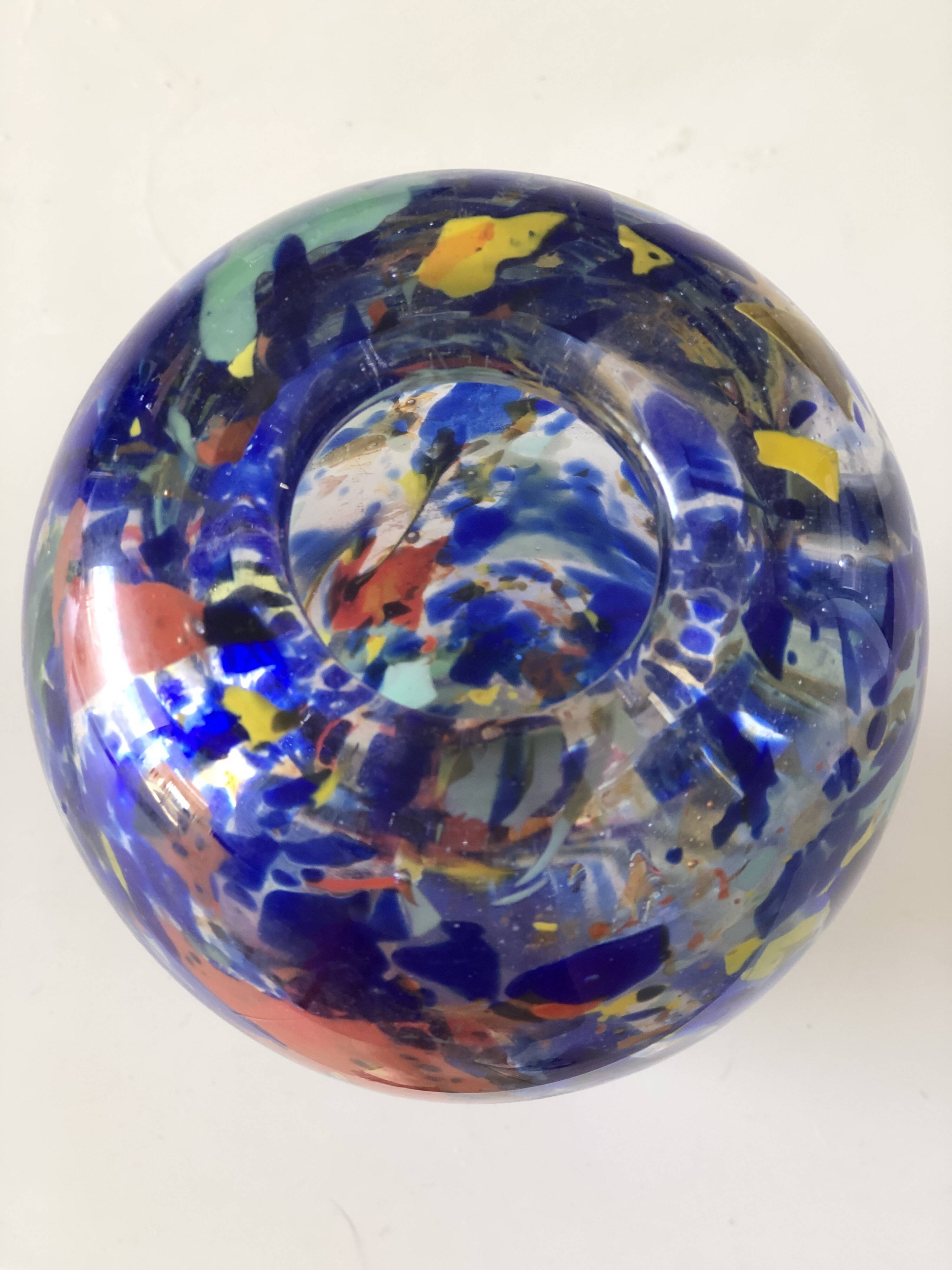 Vase en verre soufflé Verrerie de Biot – Pièce artisanale signée