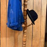 Oak parrot coat rack