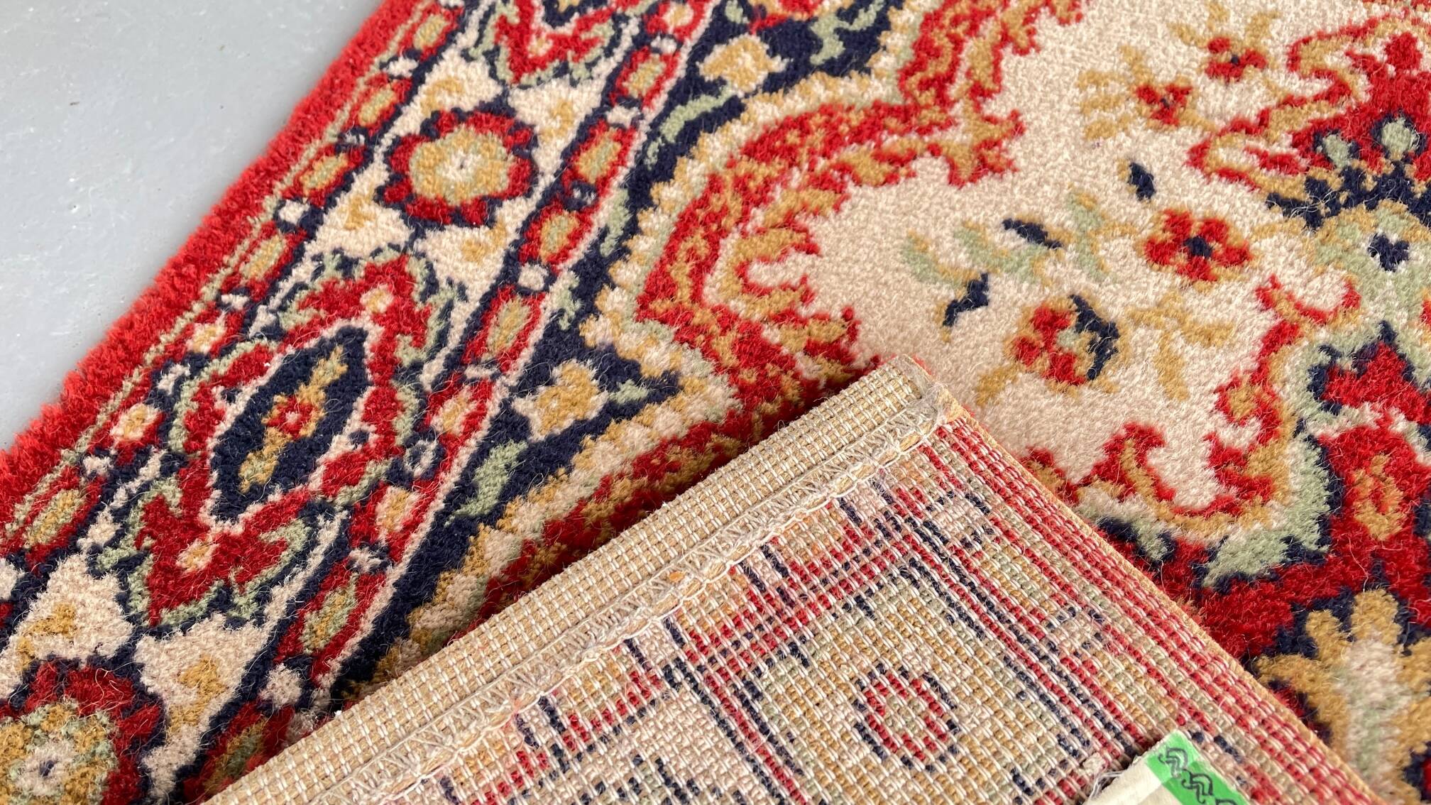 Carpet rug seal pure wool vintage