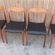 Suite de quatre chaises teck vintage