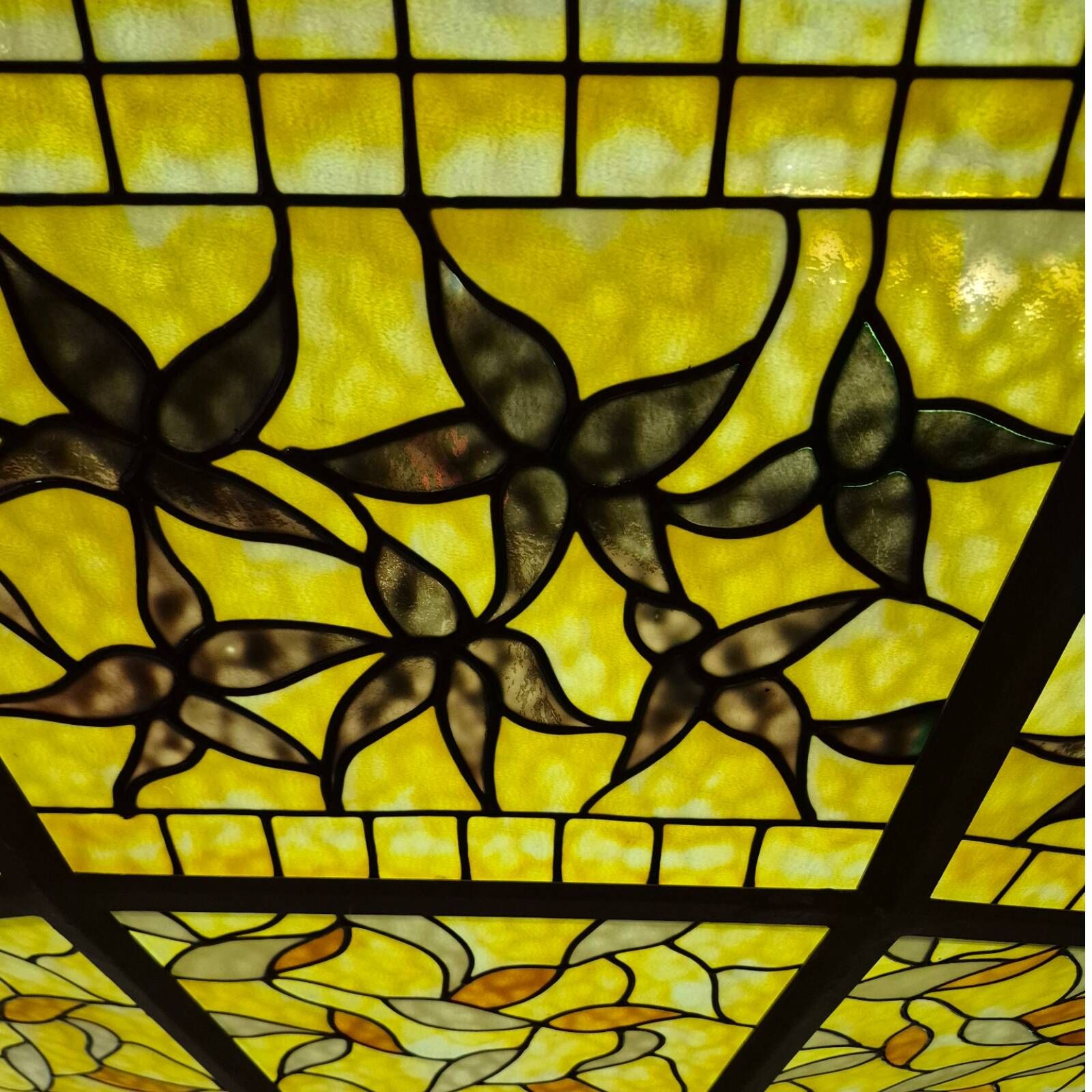 Impressive Tiffany Style Stained Glass Chandelier from the 1990s